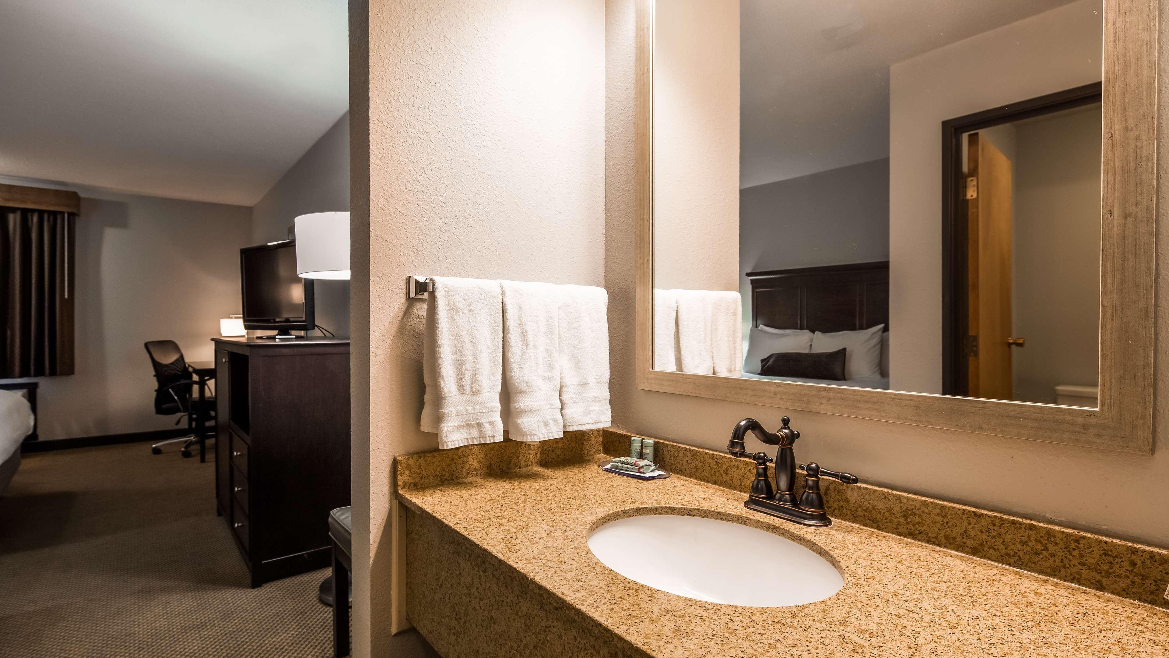 Best Western Black Hills Lodge Спеърфиш Екстериор снимка
